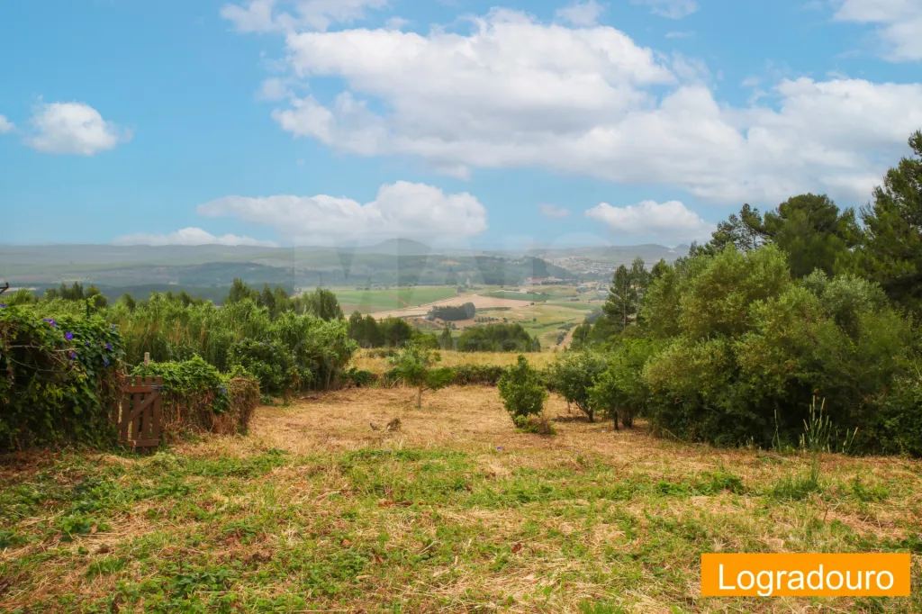 Moradia em Zona Protegida na Serra do Montejunto