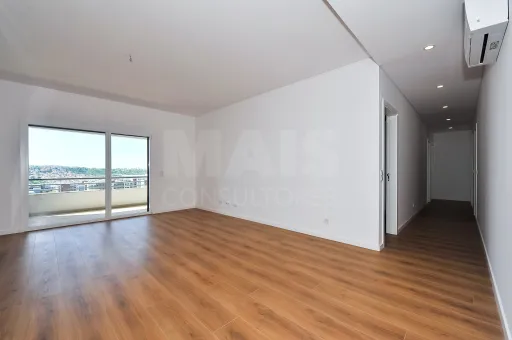 T3 Duplex Novo com Box para 2 carros e Terraço | Colinas do Cruzeiro, Odivelas