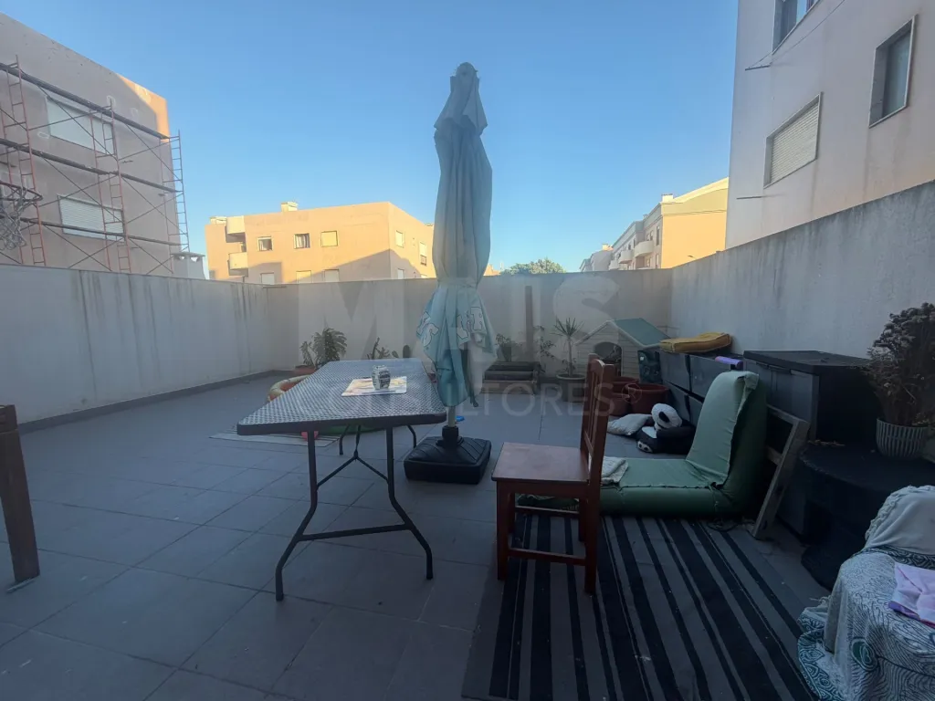 Apartamento T2 com terraço vista mar em Peniche