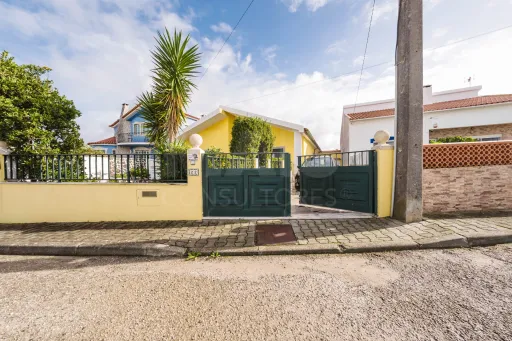 🏡 Detached House T3 + Annex T1 in Casais de Mestre Mendo - 10 min from Baleal