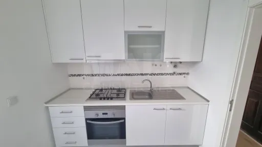 Apartamento T1 Cova da Piedade Remodelado