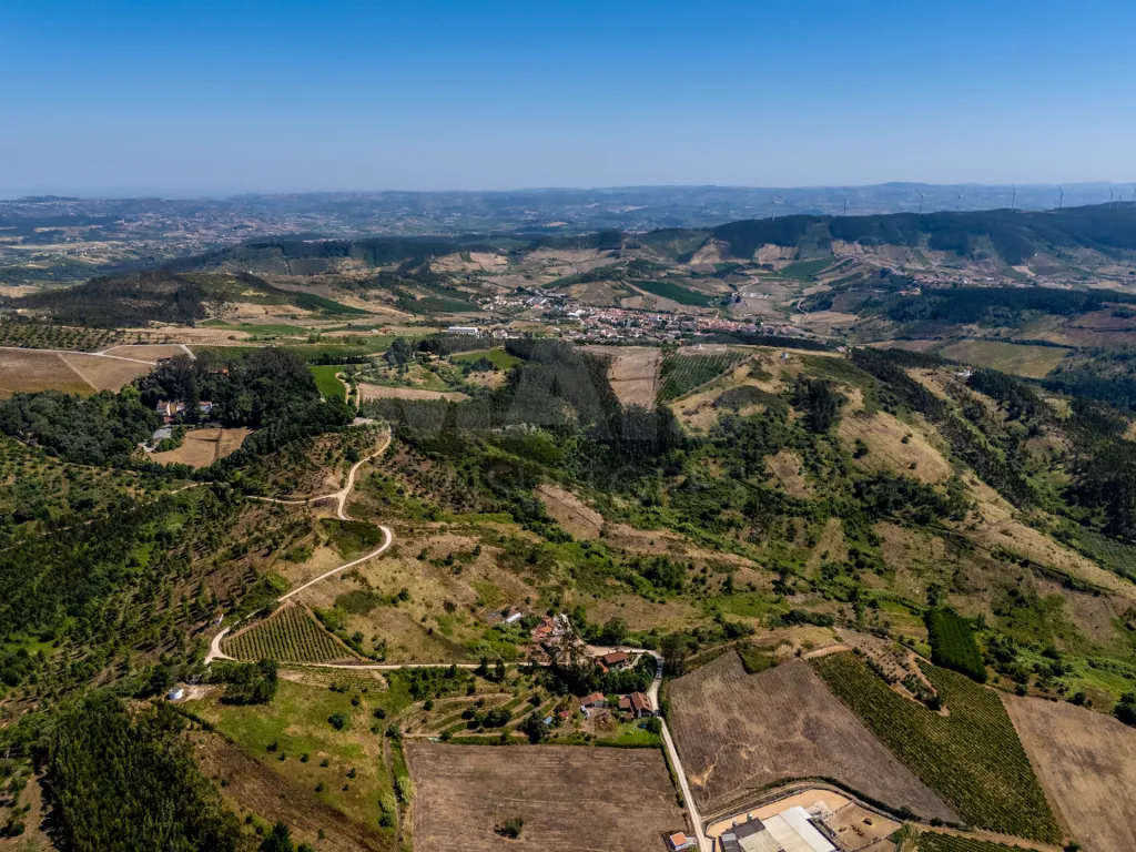 Terreno para construção de duas moradias, Rabissaca, Alenquer