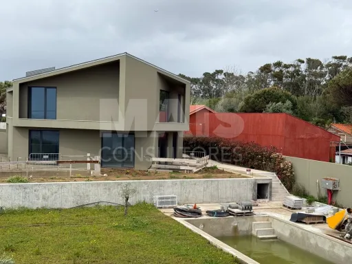 New 3+1 bedroom villa in luxury private condominium with swimming pool | Vila Nova de Gaia