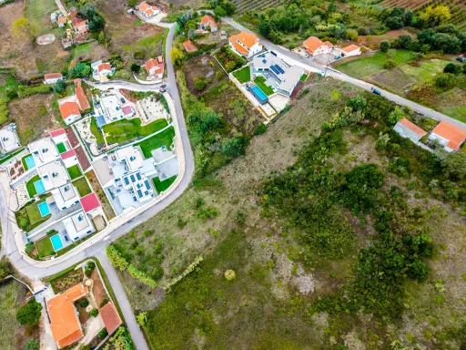 Terreno de 3.487m2 c/ viabilidade de construção