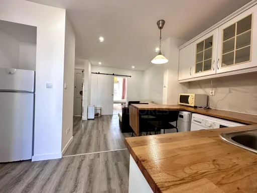 Apartamento T1 Totalmente Renovado Próximo à Rotunda do Areeiro