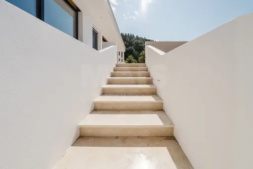 Moradia térrea T3 Moderna com Piscina e Jardim na Ribeira dos Amiais