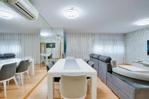 Apartamento T3 Mobiliado | Famões - Urb. Courela dos Fornos