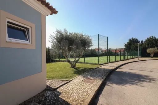 Moradia T4  Condomínio Fechado do Juncalinho