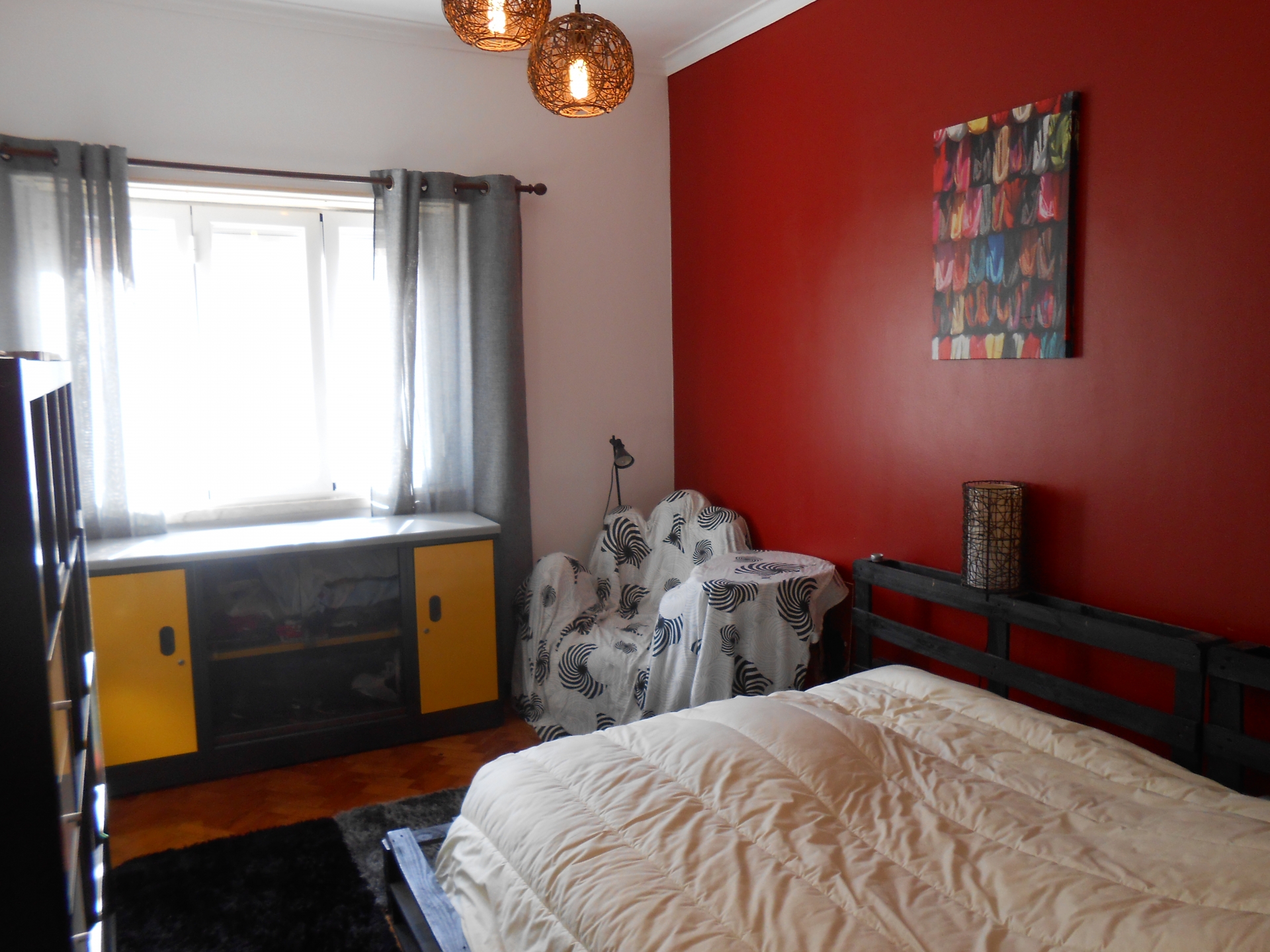 Apartamento T2 remodelado ao Lumiar