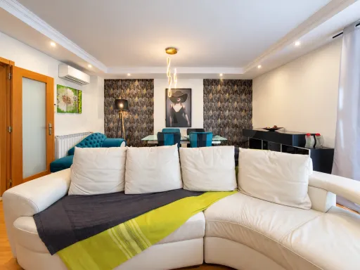 🌟 T3 com Suíte, Varandas e Parqueamento Fechado | Excelente Exposição Solar | Vialonga🌟