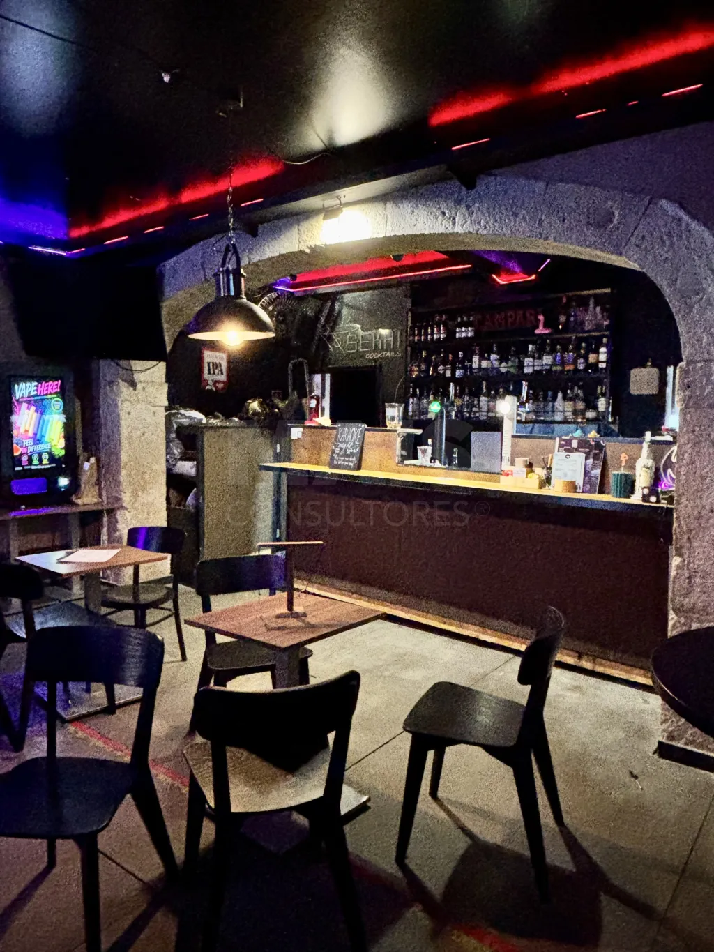 Trespasse de Bar (Cocktails & Wine Bar) em Santos - Lisboa