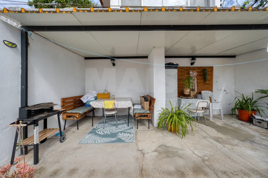 Moradia T3 renovada centro de Coruche