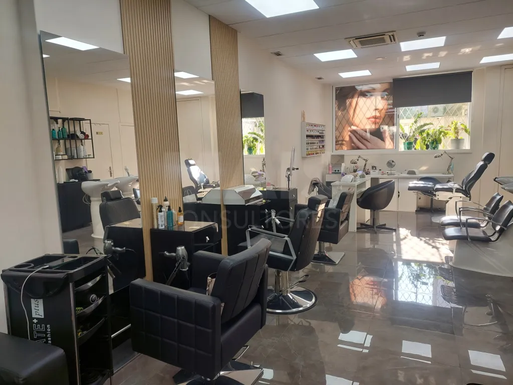 Clínica de Estética e Cabeleireiro 200m2 no centro de Lisboa