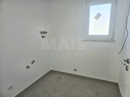 Moradia nova com piscina | Caldas da Rainha