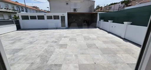 3 Bedroom House Refurbished Benfica
