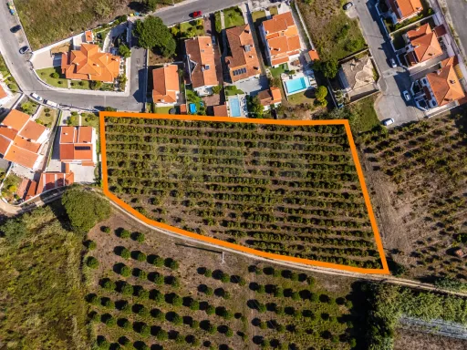 Terreno c/ 6.048m2 c/ viabilidade de construção nas Gaeiras