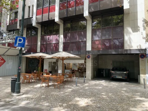 Office in Campo Pequeno