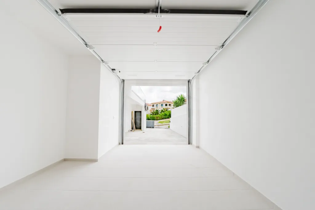 Moradia T3 Nova C/ Vista Mar, Piscina e Garagem, Areia Branca, Lourinhã