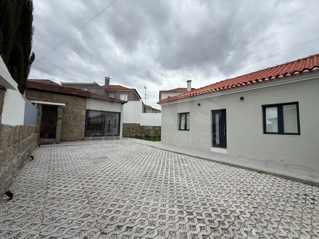 2 Bedroom House with Garden and Annex | Santo Tirso