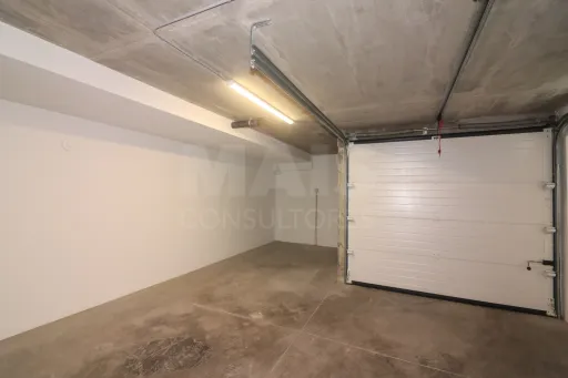 Apartamento T2 + Duplex -   2 lugares de estacionamento Casal Cambra