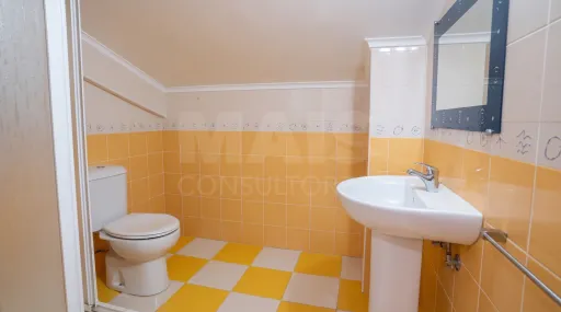 Apartamento T2 Duplex no alto das Gaeiras – Óbidos