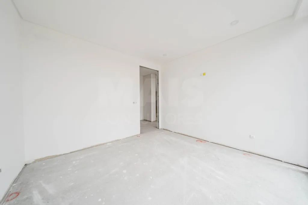 Modern New 3 Bedroom Villa with Pool in Ferrel