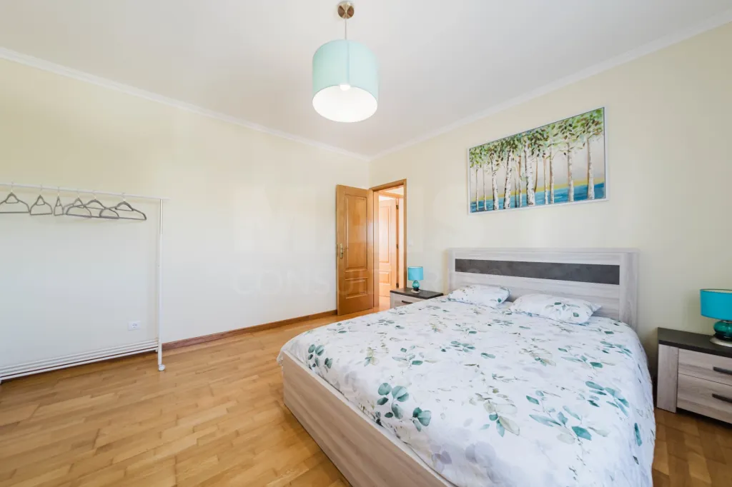 🏡 3-Bedroom House—Furnished and Fully Equipped | Jacuzzi | Garage | Backyard