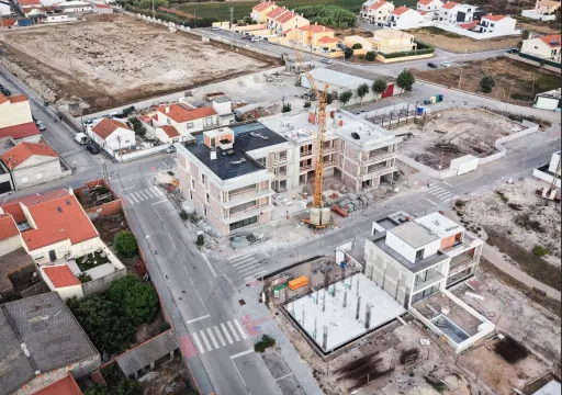 T2 Novo com Quintal Privado a 10 Minutos a pé do Baleal