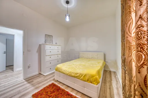 Viva com Espaço e Conforto: Moradia T4 com Anexo e Garagem em Coruche – Pronta a Habitar