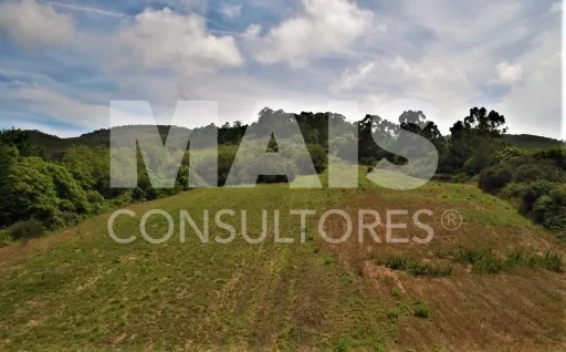 Terreno para Construção com 11640 M2 em Colares, Sintra