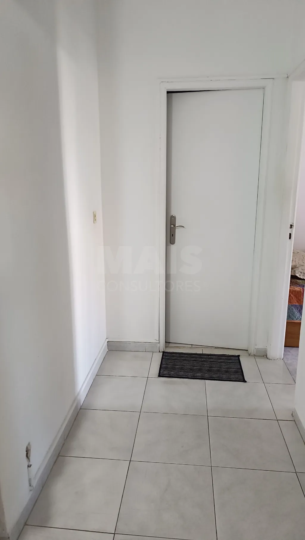 2-Bedroom Apartment in Seixal with Two Elevators