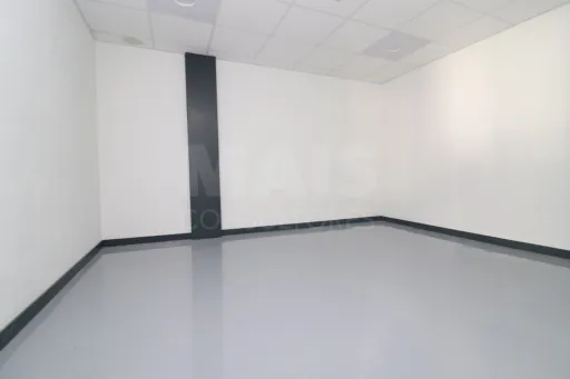 Pavilhão Industrial novo no Carregado com 624 m2 de Terreno e 312 m2 de Construção
