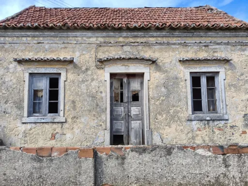 Casa Velha - Memória, potencial e uma nova história na Abrunheira