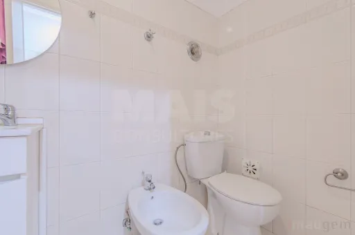 Apartamento T2 na Póvoa de Santo Adrião, Odivelas.