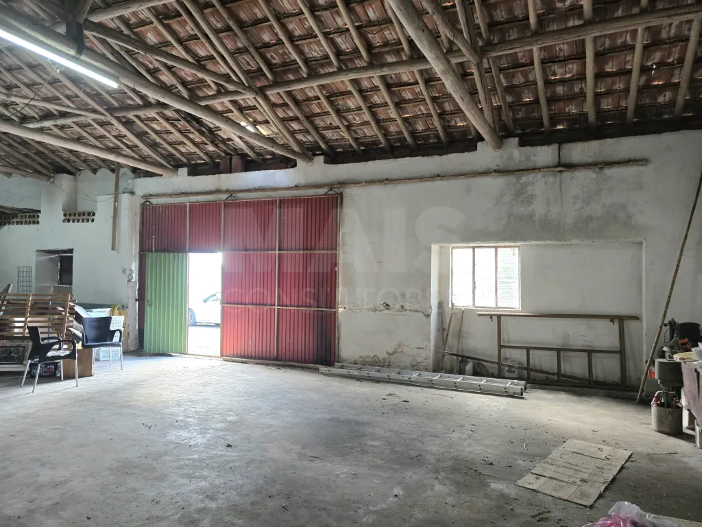 Imóvel com projeto de arquitetura para moradia T3 | Alvorninha