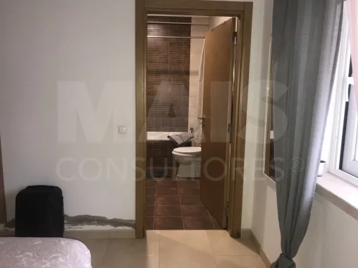 Excelente moradia T4 (4 suites) a 50 minutos de Lisboa