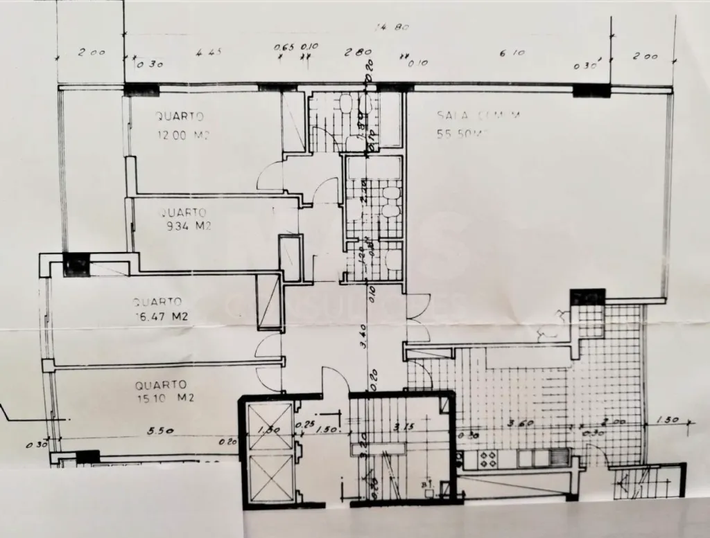 Apartamento T4 nas Torres do Restelo