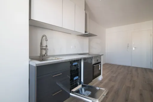Apartamento T1 em Paço de Arcos