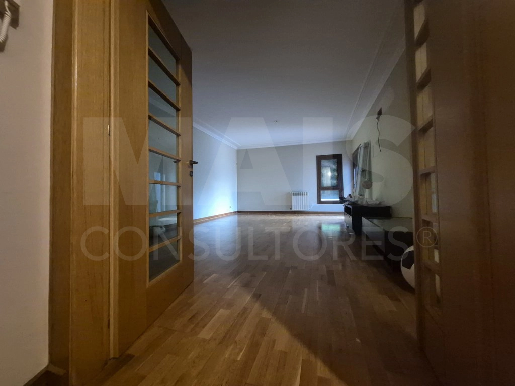 Exclusivo T2 em Condomínio Privado com Piscina