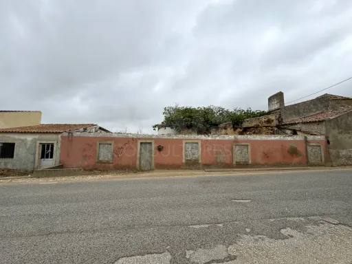 Terreno com projeto para moradia T3 com garagem
