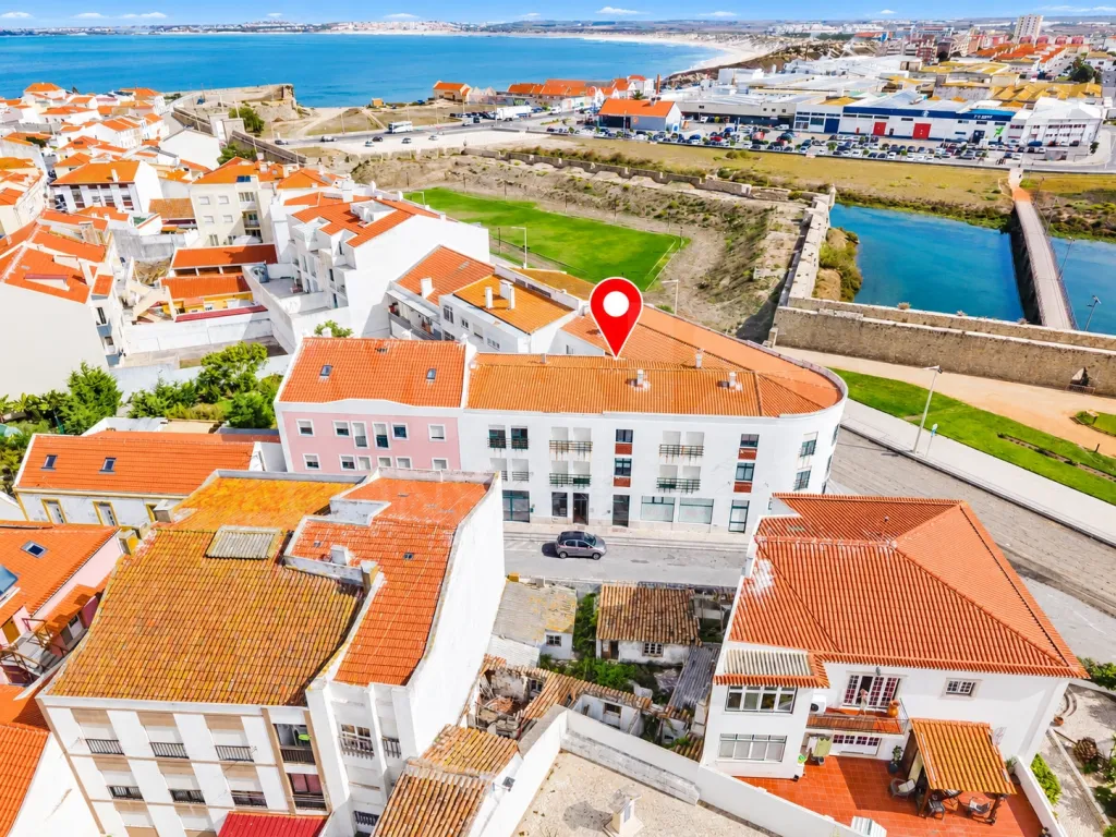 Estúdio Moderno em Peniche | Invista junto ao Mar