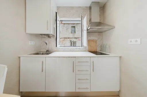 New house in the center of Nazaré