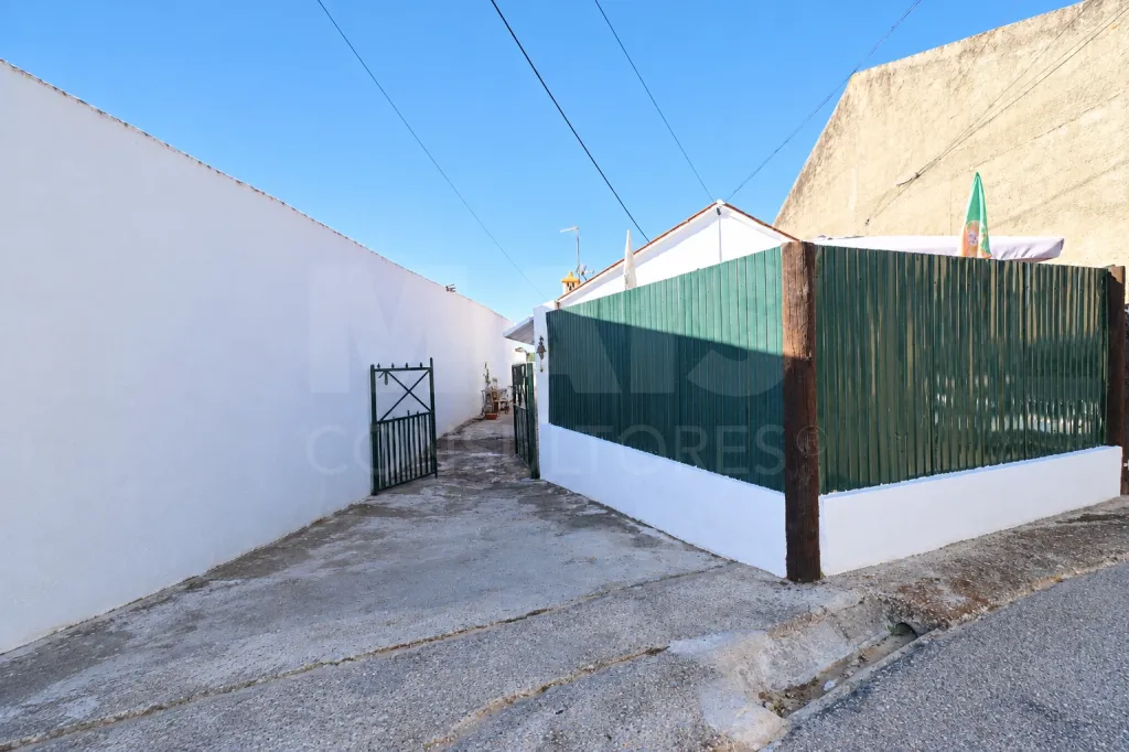 Moradia Térrea T2 no Domingão, Ponte de Sor Alto Alentejo.
