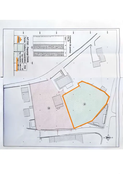 Terreno Urbano com 1980m2, Construção Moradia até 300m2