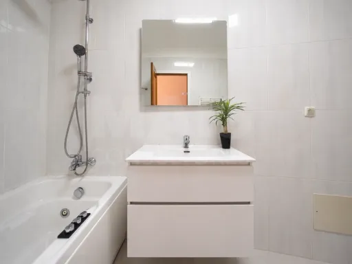 2-Bedroom + 1 Apartment in a Private Condominium | 167 m² | 2 Parking Spaces | Jardim do Torel