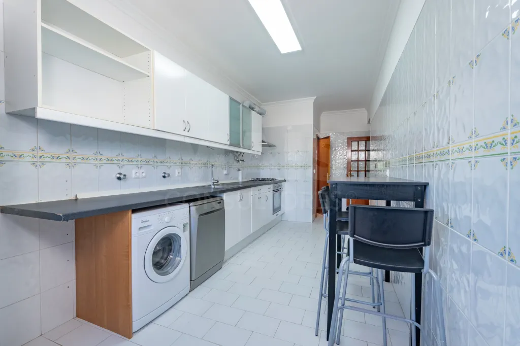 Vista Rio + Espaço Extra – O T2+1 que Vais Querer a 25 Minutos de Lisboa