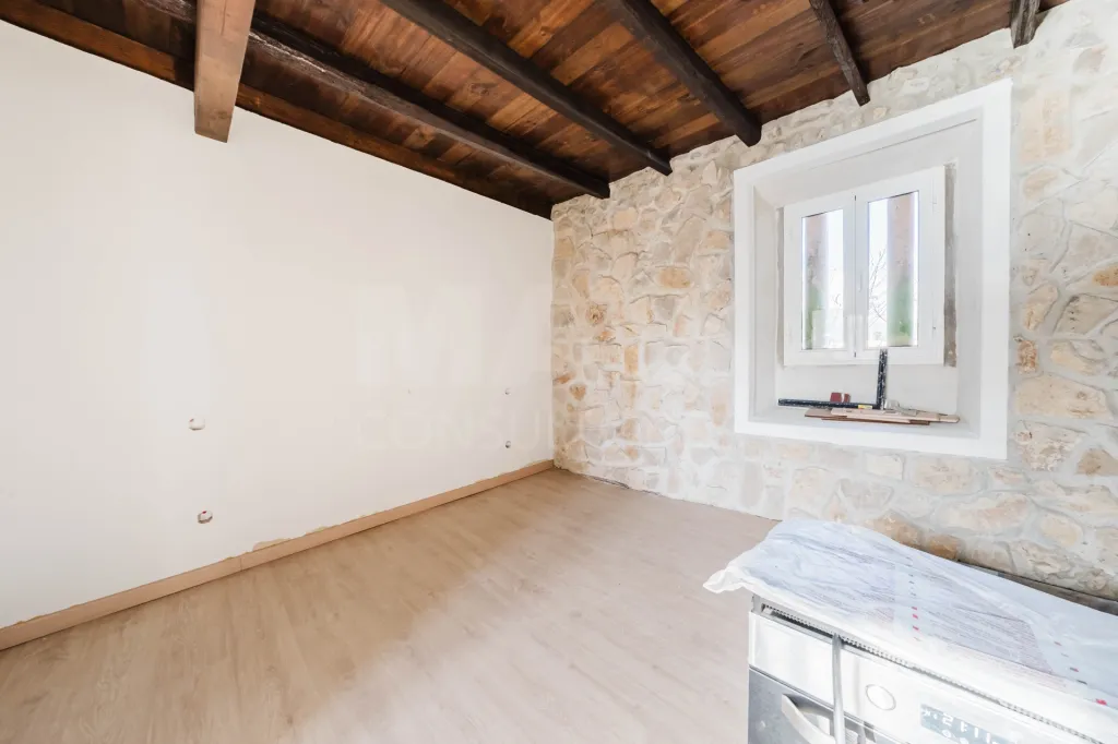 Moradia Térrea T2+1 c/ 2 casas de banho e logradouro