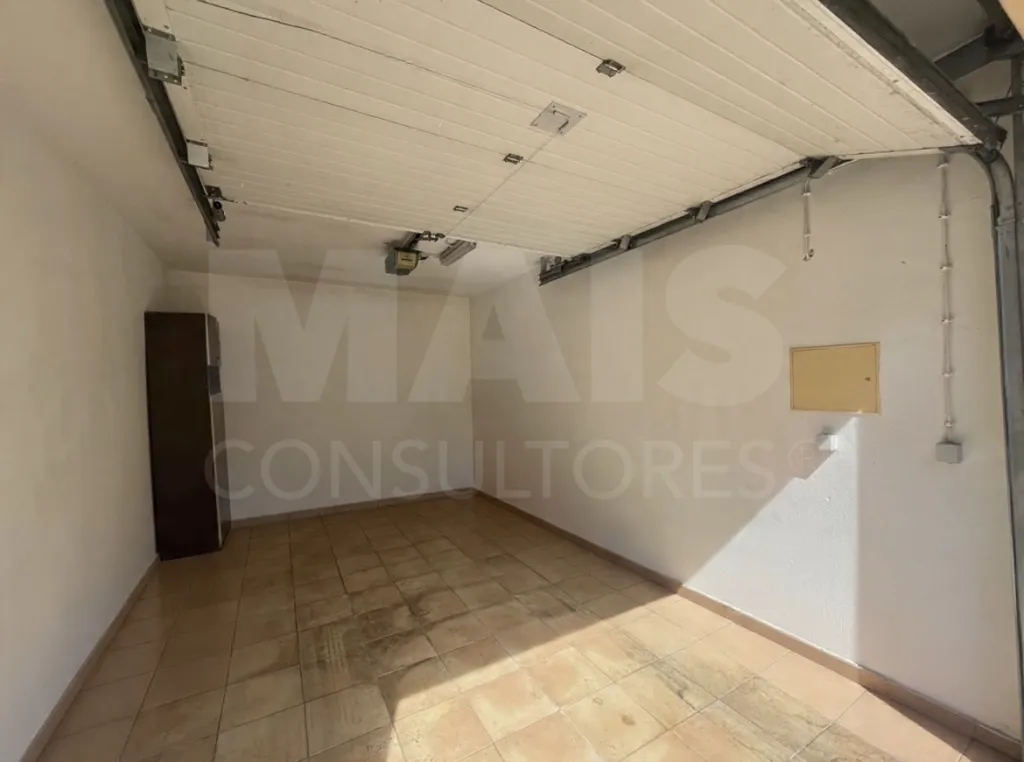 Garagem no Porto Alto