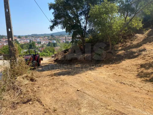 Terreno com 1587m2 para construir