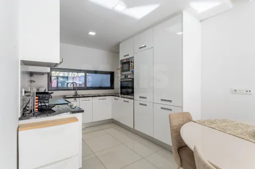 Beautiful 2+1 bedroom villa in Foros de Amora - Seixal